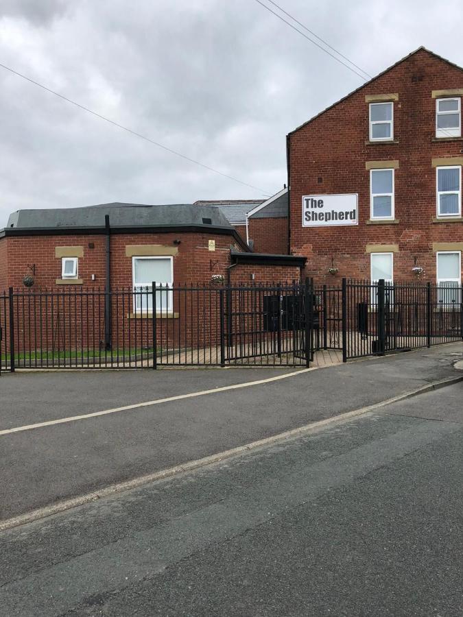 Spacious Apartment Close To City Centre With Free Secure Parking Leeds  Exterior photo